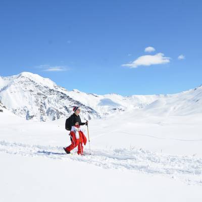 Snowshoeing kids in Orcieres in the alps (7 of 7).jpg